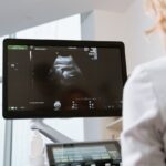 Innovadora terapia hormonal promete aliviar síntomas de la menopausia sin riesgos