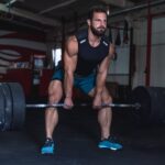 Cómo el ejercicio de fuerza protege la salud mental masculina